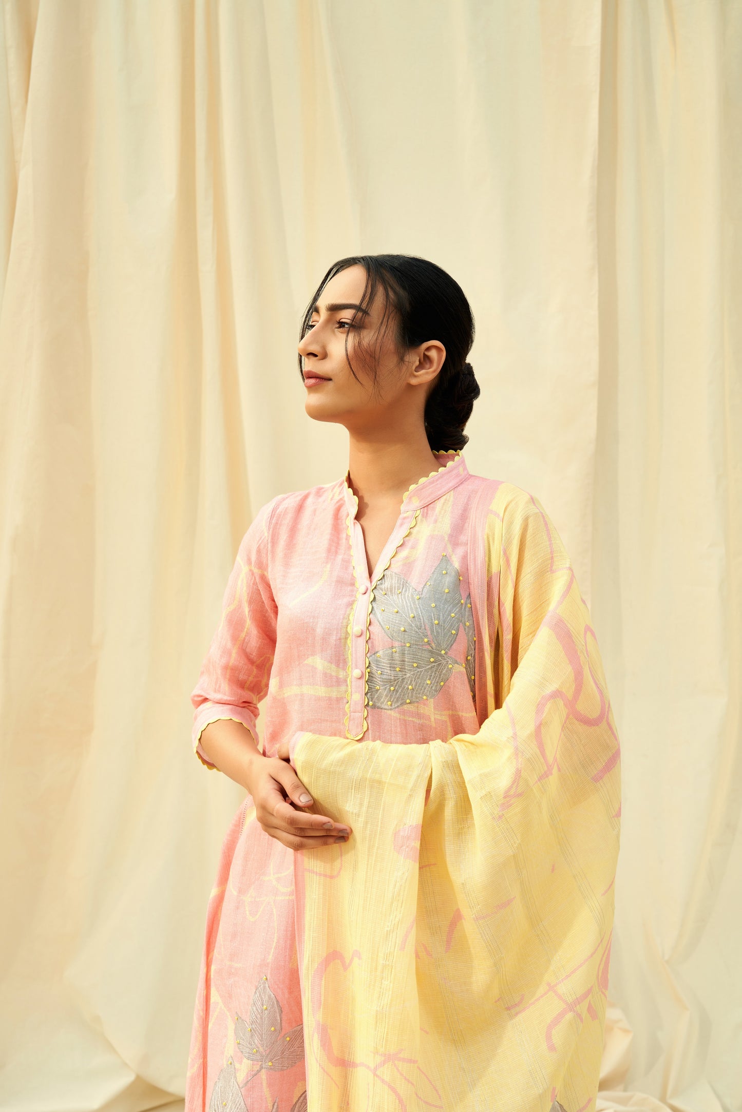 Incantesimo Linen Dupatta Set
