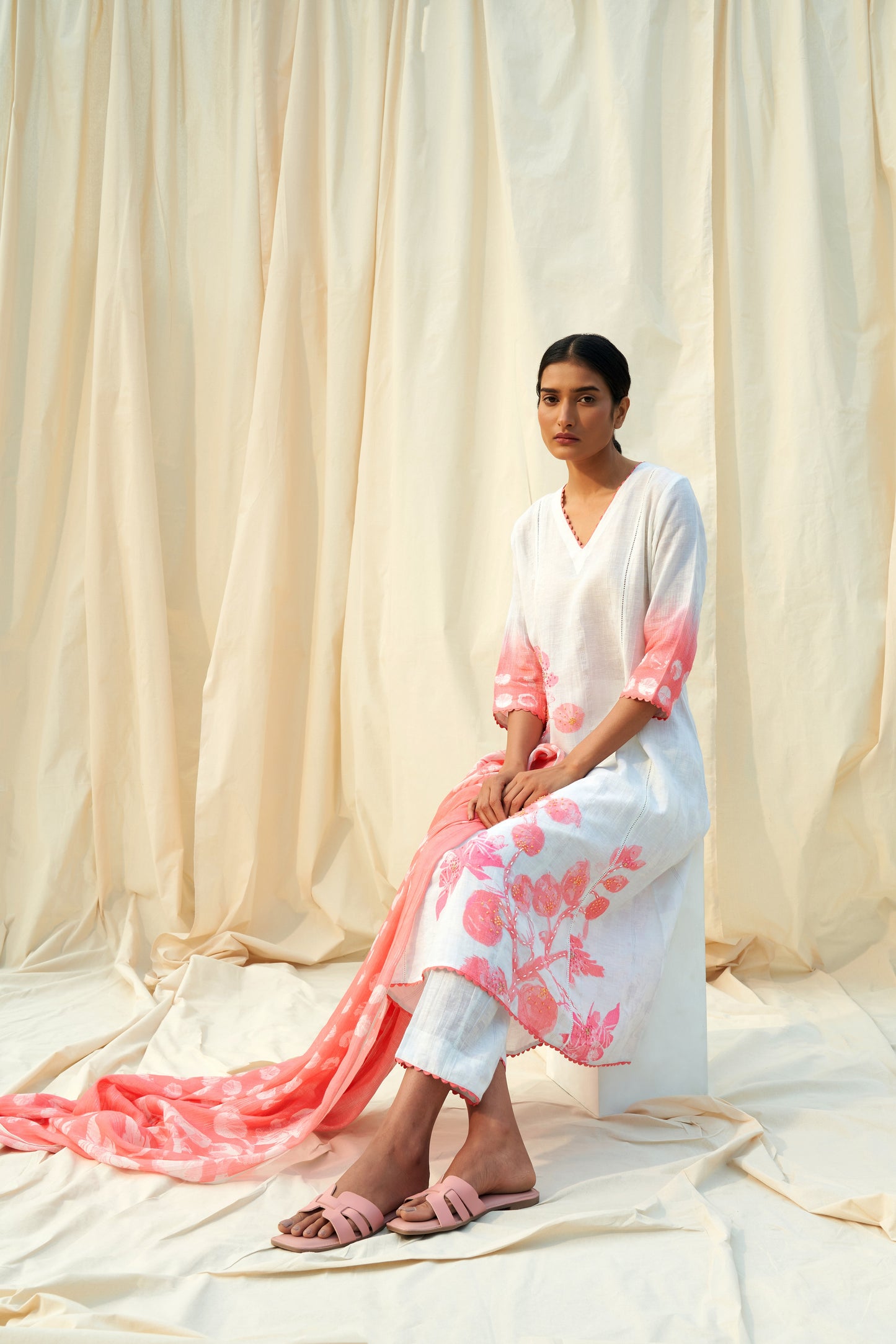 Tenerezza Linen Dupatta Set