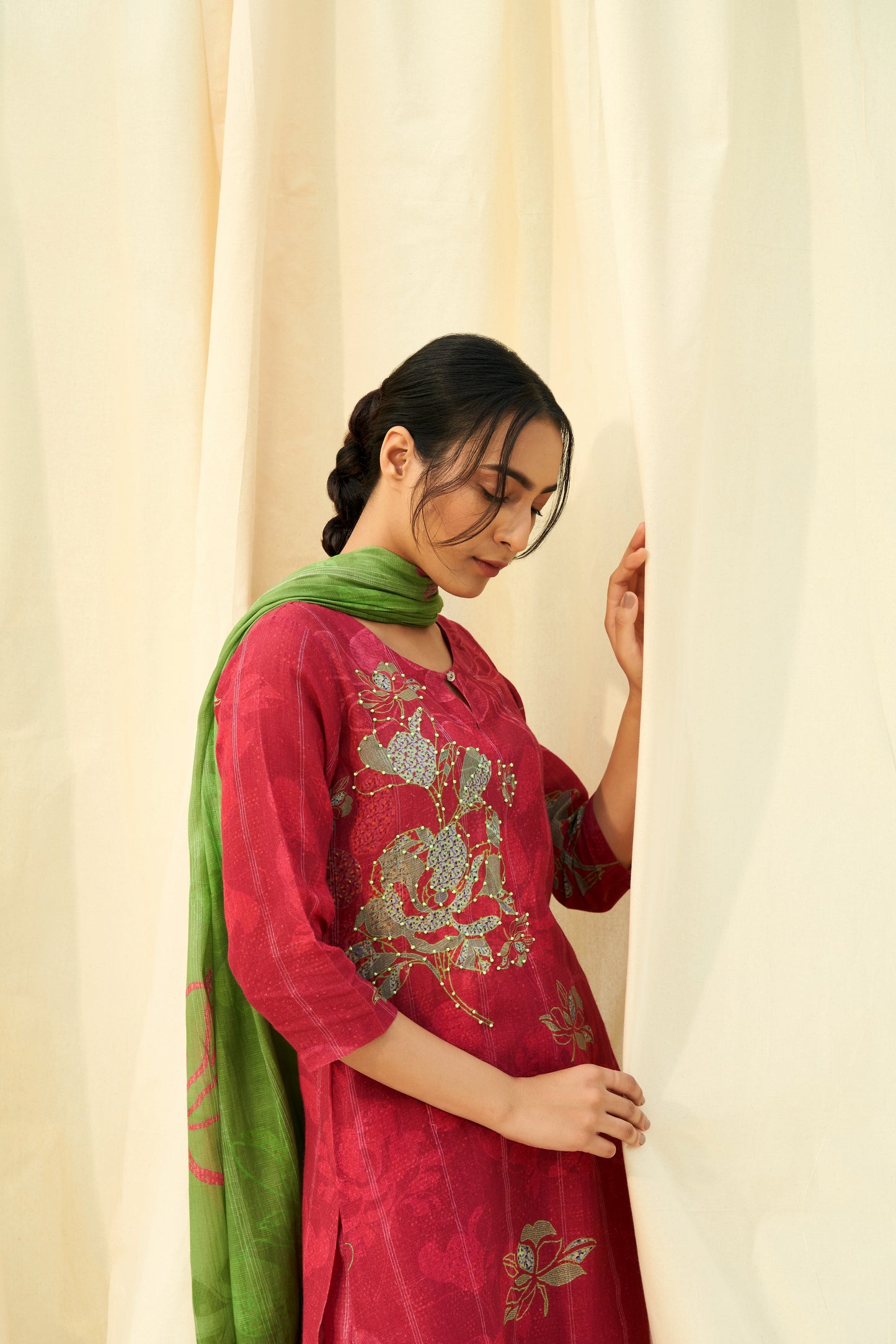 Splendido Linen Dupatta Set