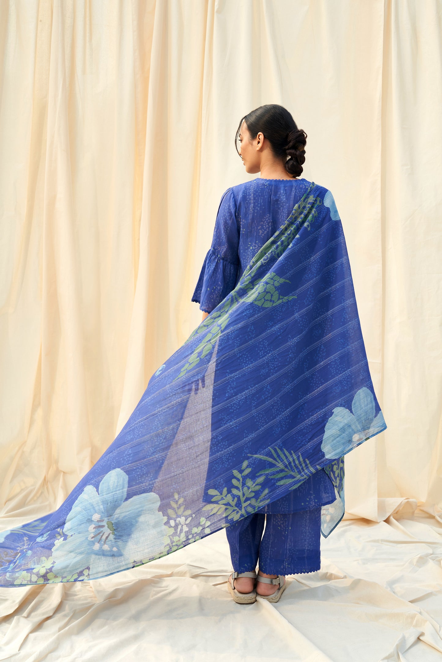 Sereno Linen Dupatta Set