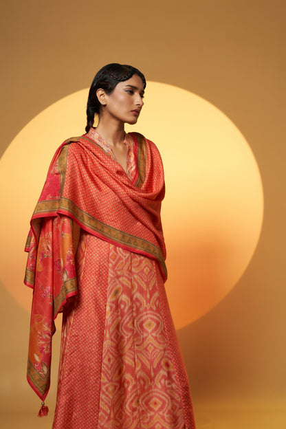 Nevoa Marinha Dupatta Set