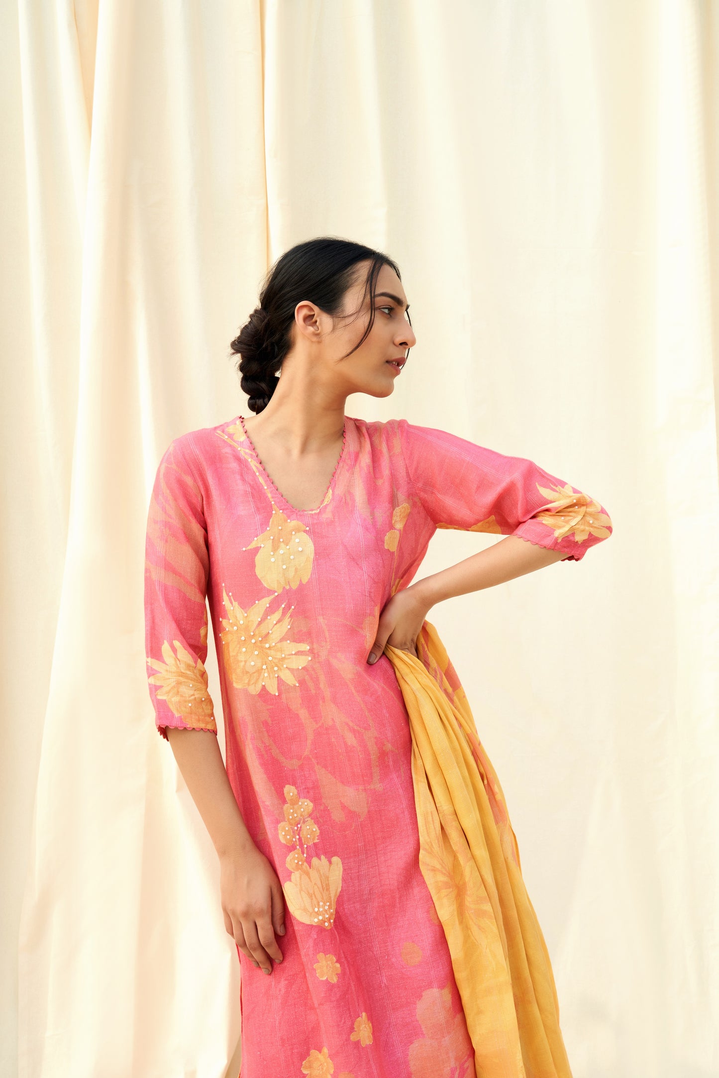 Cuore Linen Dupatta Set