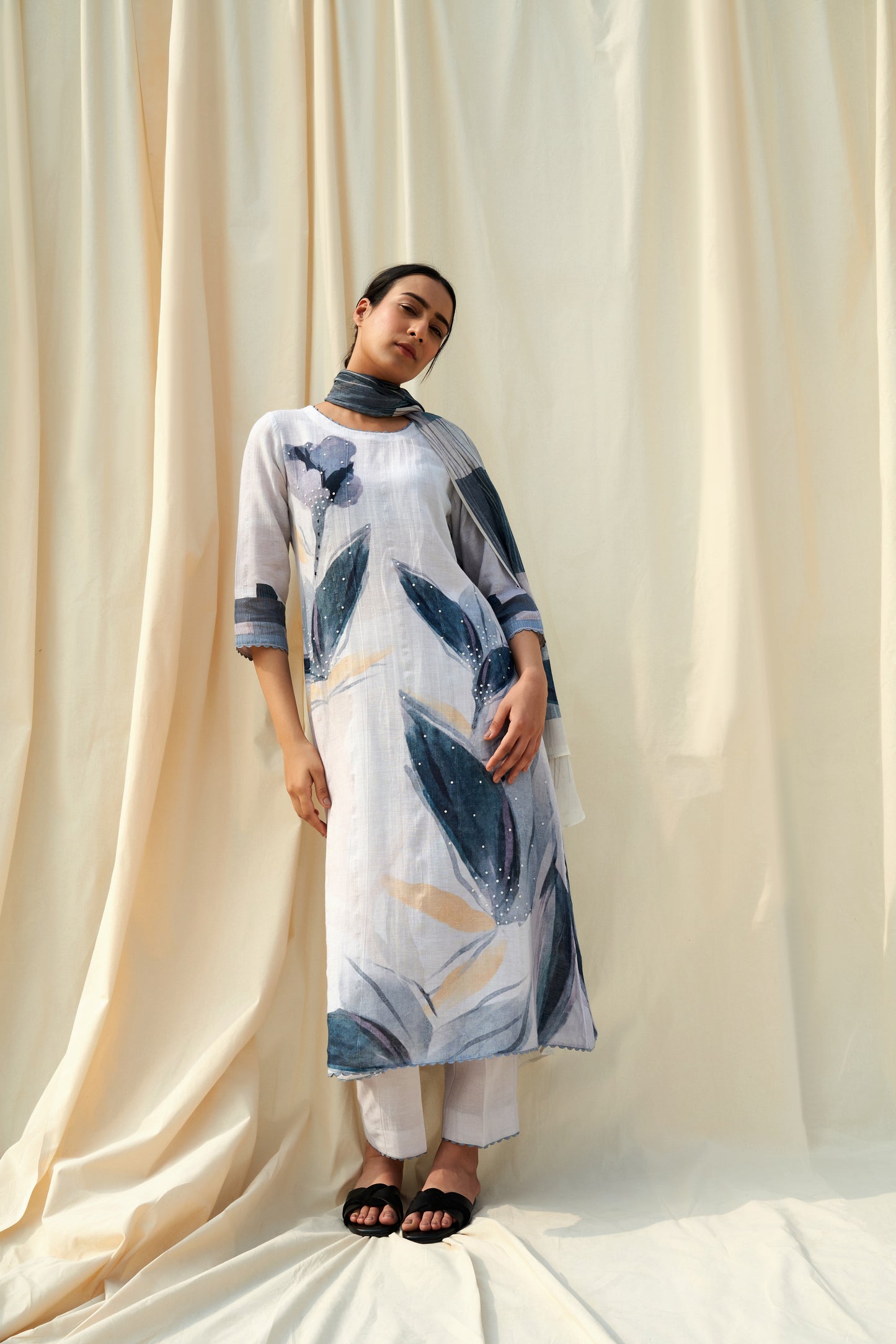 Carezza Linen Dupatta Set