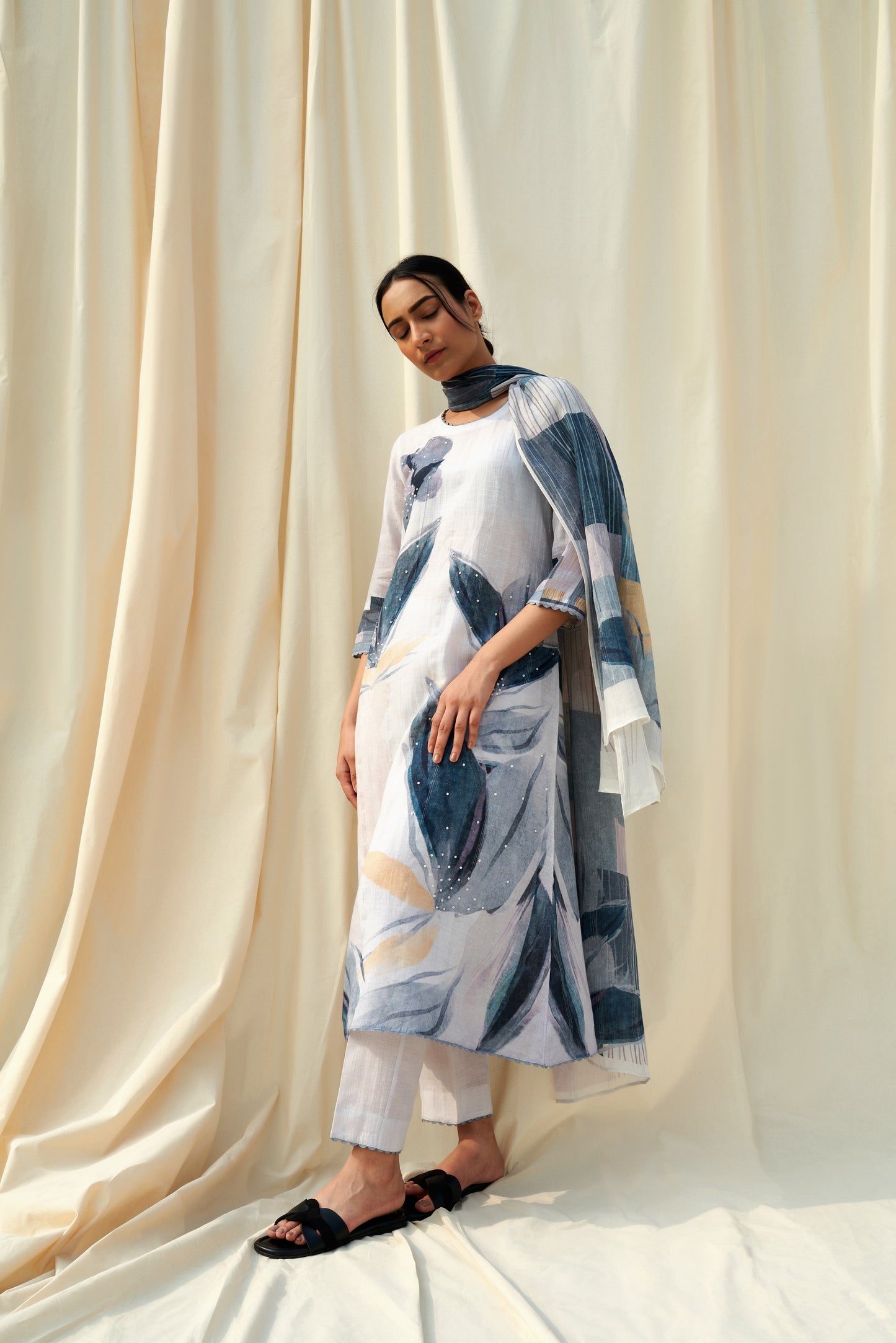Carezza Linen Dupatta Set