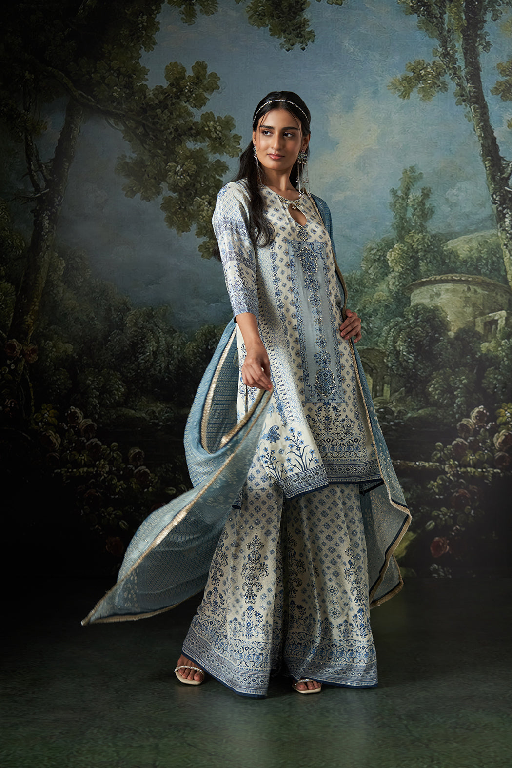 Aira  Dupatta Set