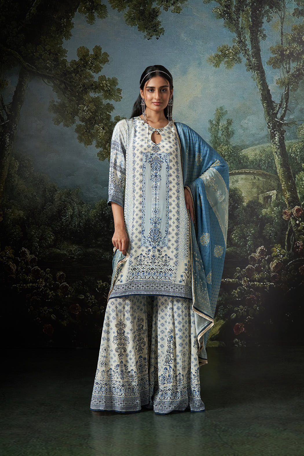 Aira  Dupatta Set