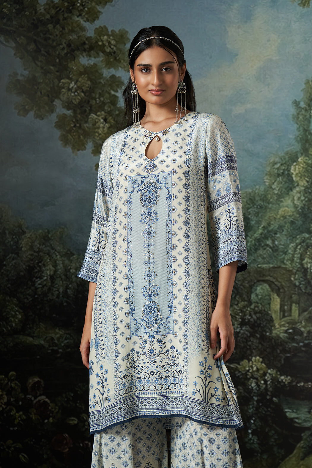 Aira  Dupatta Set